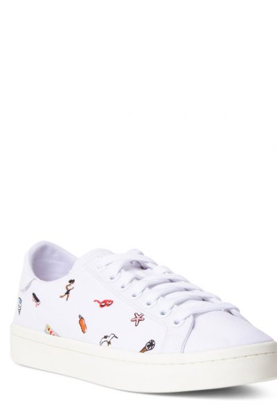 Adidas Court Vantage Sneakers