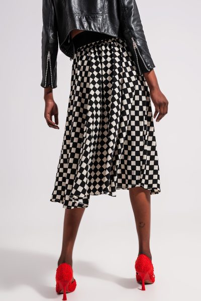 black-checkerboard-midi-skirt (1)