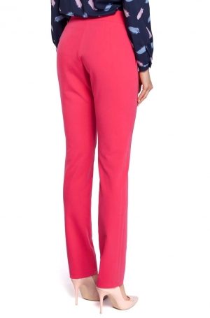 pink trousers back